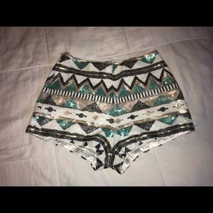 Verty sequined shorts